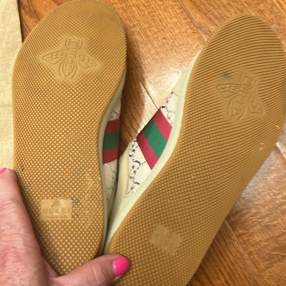 Gucci Authentic Women’s Screener Leather Sneaker with Dust Cloths. Size 40.5. - Picture 6 of 7